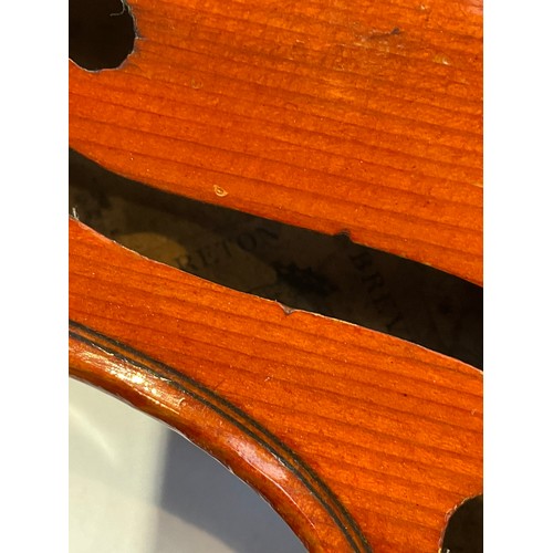 9035 - A French violin labelled Breton Brevete, also stamped Breton on the button, 59.5cm total length, uns... 