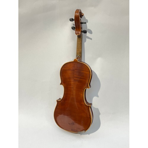 9043 - A Stradivarius copy violin, made in Czecho-Slovakia, cased