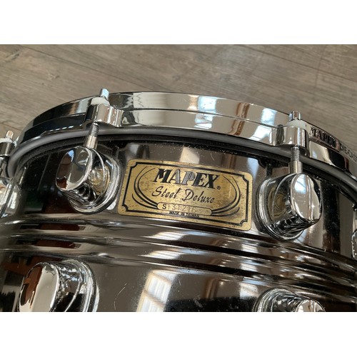 9011 - A Mapex Steel Deluxe steel shell snare drum, 14