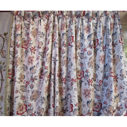 8051 - A pair of country house linen William Morris style curtains