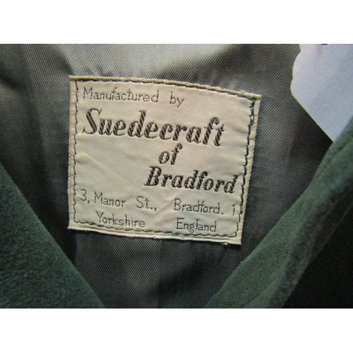 1043 - A Suedecraft lady's green suede jacket with green leather collar