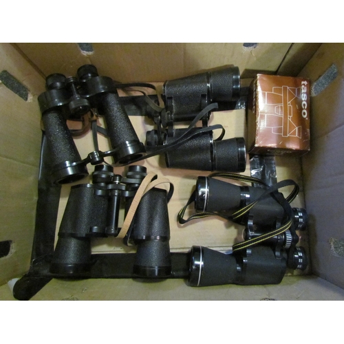 1267 - Eight pairs of binoculars, four cased and two from WWI