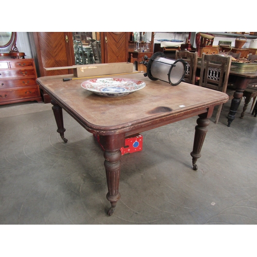 2178 - A Victorian mahogany dining table top a/f 120 x 140cm