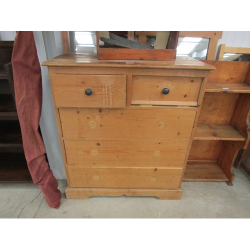 2197 - A modern pine chest of drawers, top drawer a/f