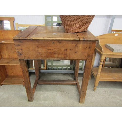 2203 - A Victorian pine clerks desk on stand