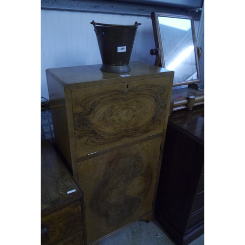 2090 - A small Art Deco figure walnut bureau