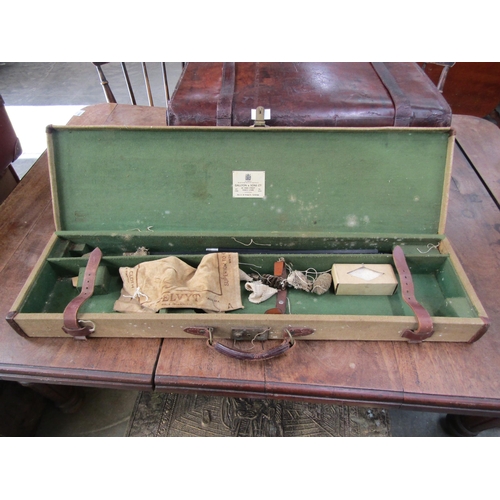 2182 - A Gallyon and Sons Ltd Vintage gun case