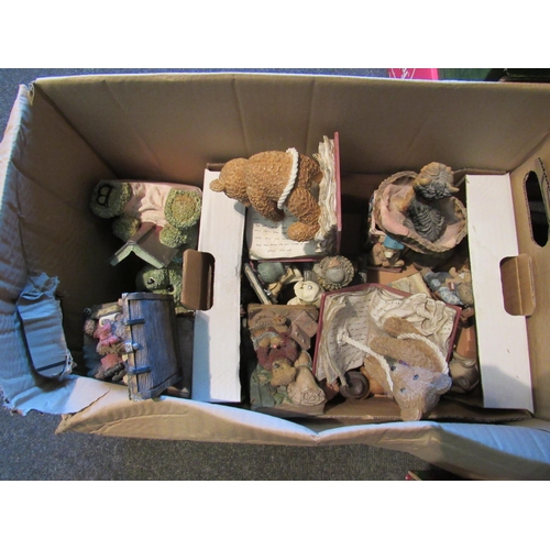 1166 - A box of assorted teddy bear and animal book ends and figures including Bean Bears, Shudehill etc   ... 