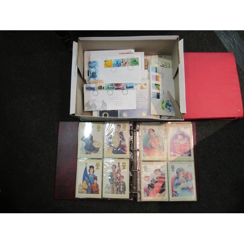 1385 - A collection of Royal Mail first day covers, postcards and some presentation packs