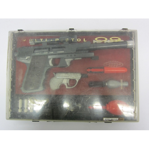 8075 - A De Luxe Topper Toys Multi Pistol 09 Secret Agent Set, comprising Multi Pistol 09, mini pistol and ... 