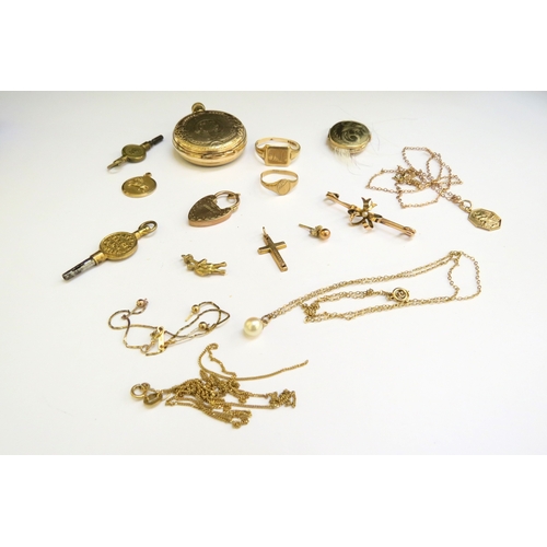 9221 - A small quantity of gold items mostly a/f, including pendants, rings, padlock clasp, 15g and a plate... 