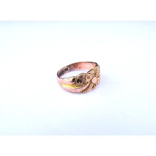 9194 - A 9ct gold ring with flower and leaf design, resized, Birmingham 1913. Size O, 4.3g