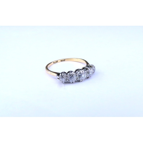 9152 - A five stone diamond ring, 1ct total approx, stamped 18ct/plat. Size L/M, 2.1g