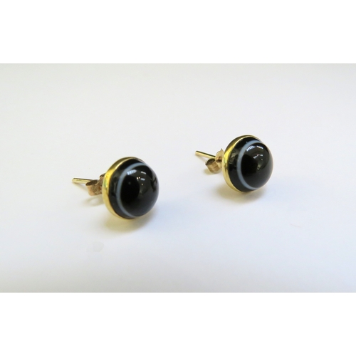 9354 - A pair of sardonyx stud earrings circa 1900