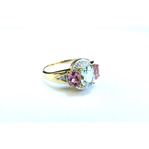 9084 - A 9ct gold multistone and diamond ring. Size O, 3.8g