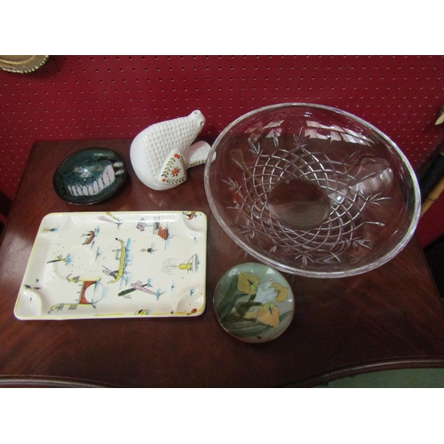 4108 - A crystal fruit bowl, wall hanging ceramic pigeon and three retro ceramic dishes including Chelsea, ... 