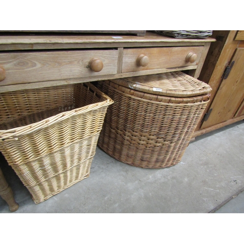 2256 - Two wicker linen baskets   (E)  £10-20