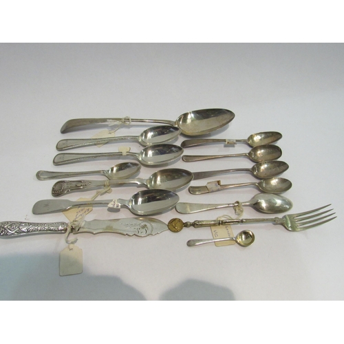 4317 - A bag of mixed silver items including teaspoons, dessert spoon, butter knife etc.