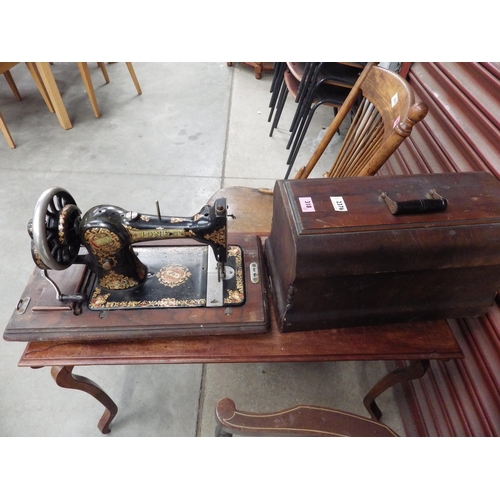 2376 - A Jones sewing machine