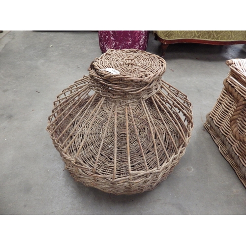 2378 - A wicker crab pot   (E)  £20-30