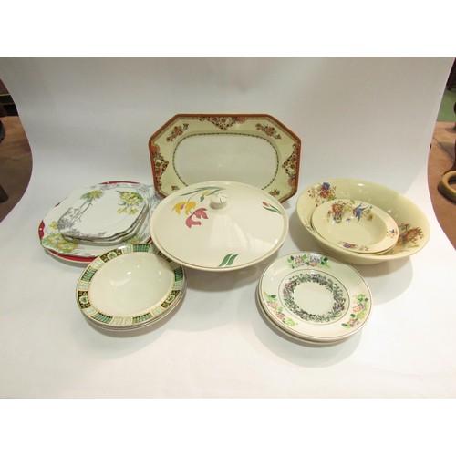 4262 - Retro ceramics including sandwich plates, platters and Tamsware lidded tureen