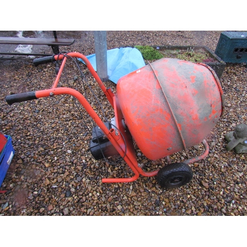 3315 - A cement mixer. DTI Failure: Please see information pages