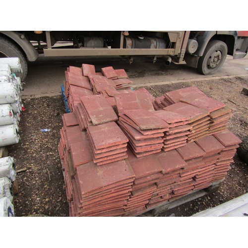 3230 - Two pallets of red pin tiles, approx. 520