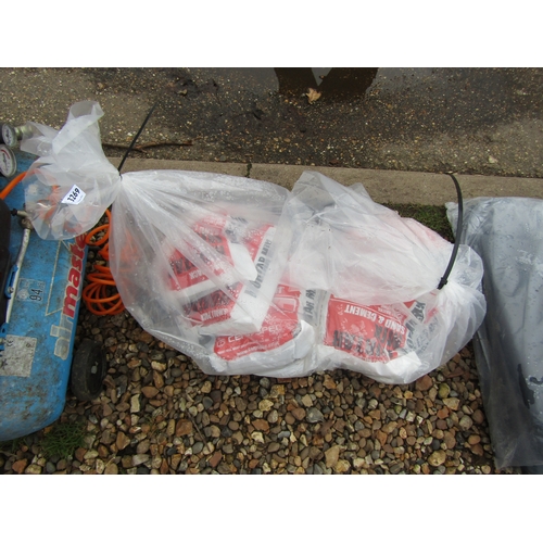 3269 - Seven bags of mortar mix