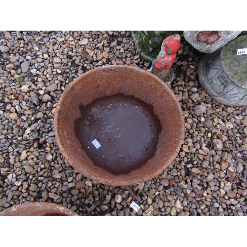 3296 - A cast iron quenching bowl  (R)  £10