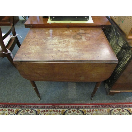 1127 - A 19th Century mahogany Pembroke table with single end drawer, on turned legs