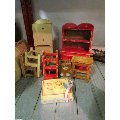 1197 - A shed made toy dresser, four chairs, radio, table, 