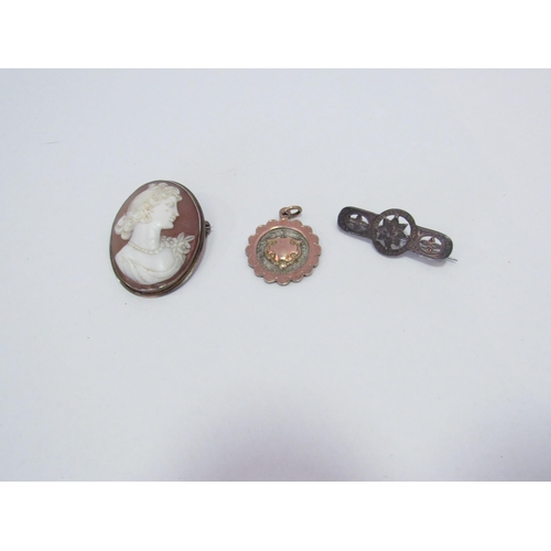 1234 - A silver bar brooch, carved shell cameo brooch and a silver albert   (R) £40 Firm