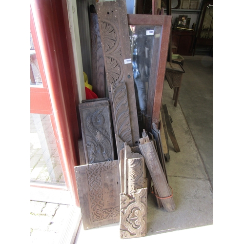 2086 - A quantity of 18th Century carved oak drawer fronts, circa 1721 and various carved panels