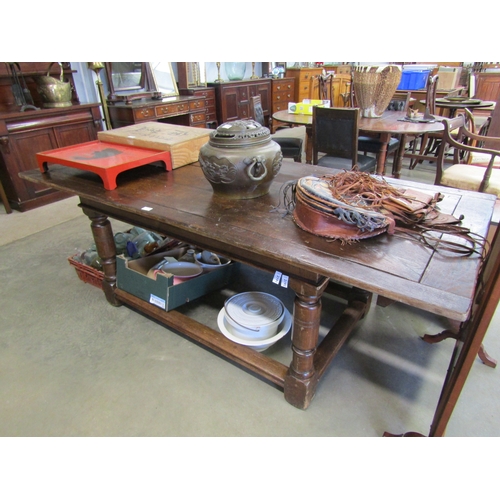 2190 - An oak table on turned legs 203 x 92cm   (R)  £120