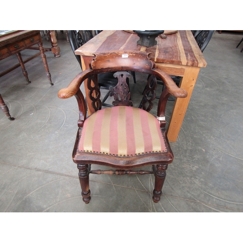 2231 - A Victorian elm captains chair a/f