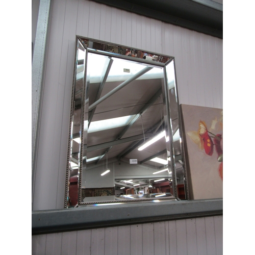 2338 - A modern mirror and print