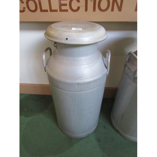 5002 - An aluminium lidded 10 gallon milk churn