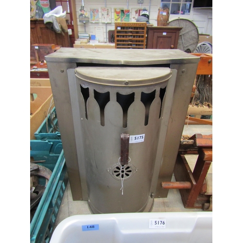 5175 - An Aladdin Pink Paraffin heater