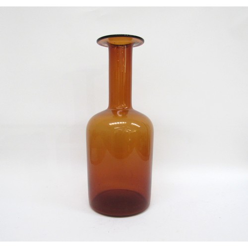 9186 - A Holmegaard amber glass Gul Vase by Otto Brauer, 45cm high