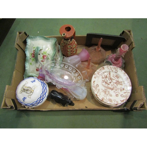 4226 - A box of mixed ceramics and glassware including cheese dish, figural form jug etc