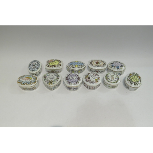 4453 - A quantity of Franklin Porcelain 'Songs of Love' Music Box Collection musical boxes