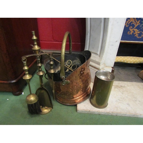 4147 - A copper coal scuttle together with various metalwares including shell case