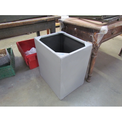2040 - A plywood storage tank painted grey     (R) £0 (E) £8-12