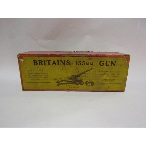 4283 - A boxed Britains 155mm gun with original shells