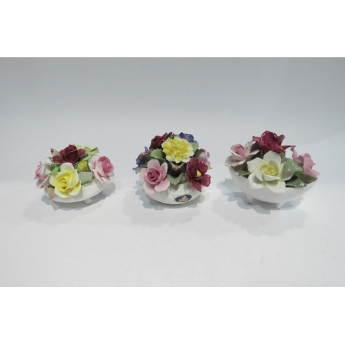 4401 - A group of porcelain posies to include Clayton, Aynsley (7)