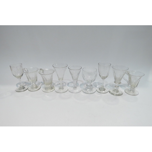 4410 - A collection of glasses to include custard cups, wine glasses etc. One a/f