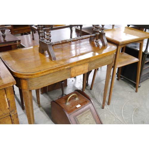 2181 - A Georgian rosewood card table