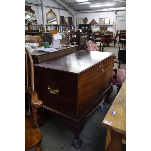 2219 - A large mahogany blanket box on stand