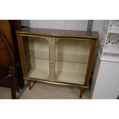 2371 - A 1960's glass door display unit