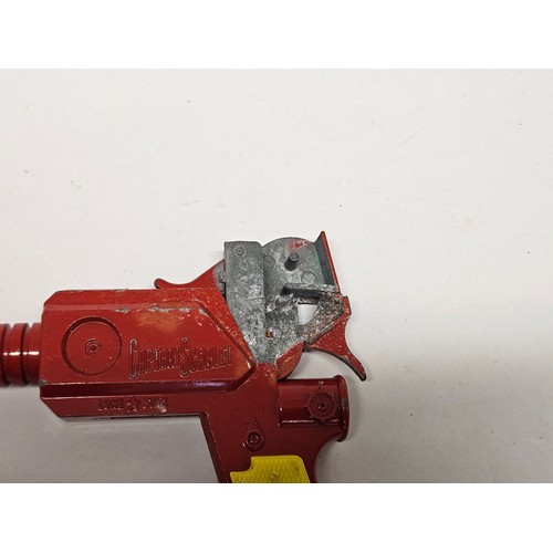 8074 - A Lone Star Captain Scarlet cap gun